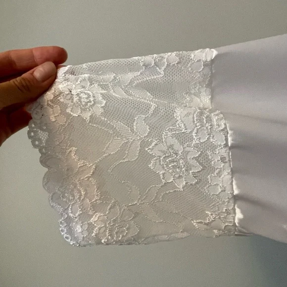 Bride Robe - Picture 3 of 4